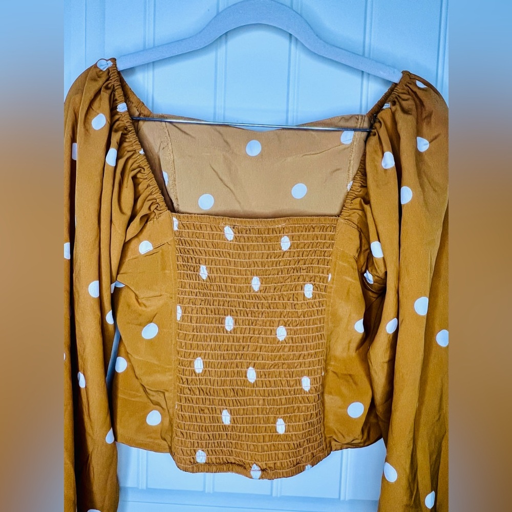 Planet Gold Yellow and White Polka Dot Long Sleeves Top Sz M - Picture 7 of 8